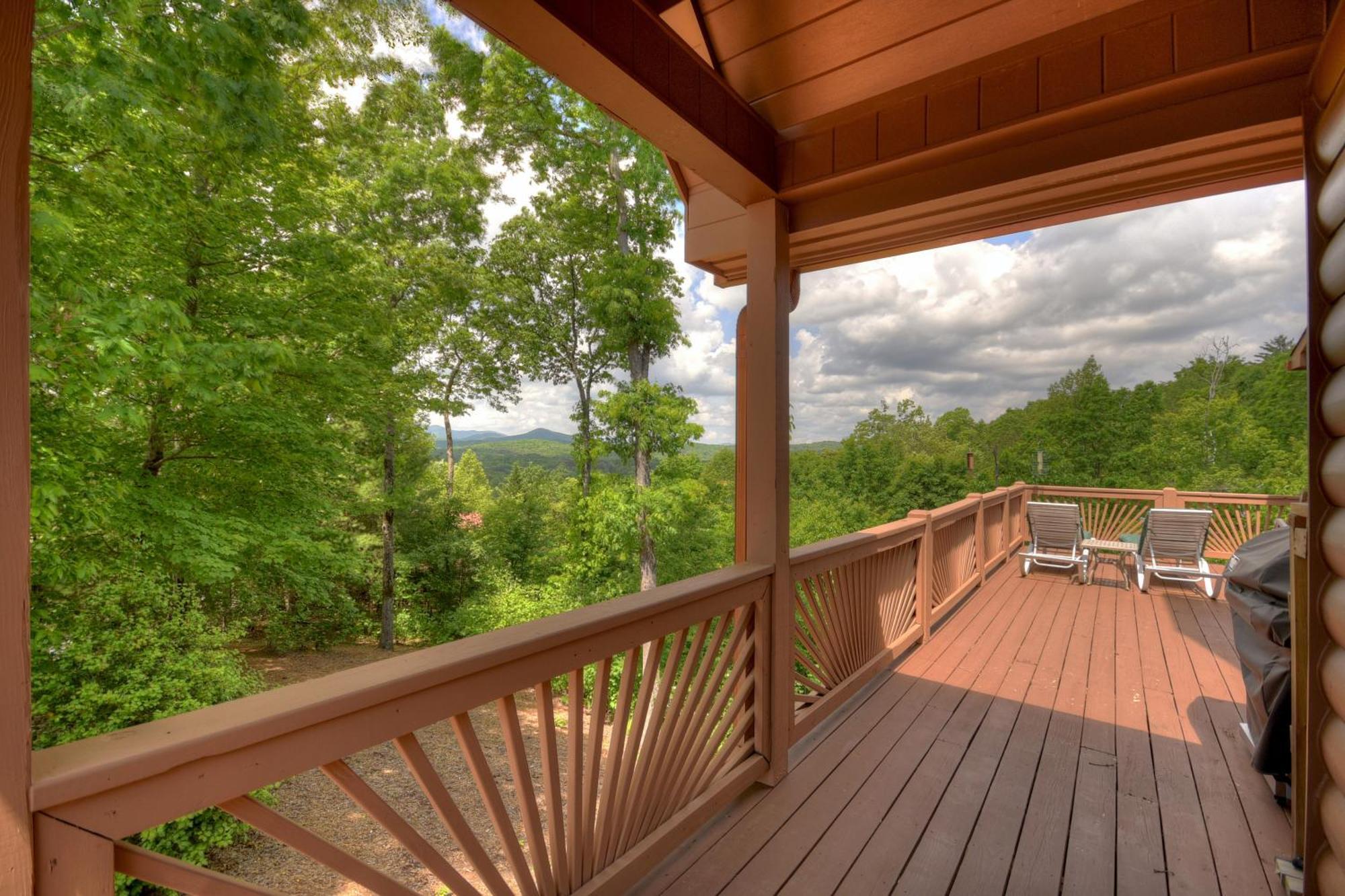 Endless Sunset - Mountain Views And Game Ferienhaus